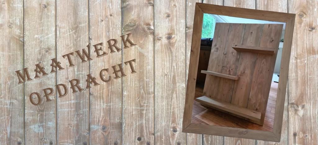 Maatwerk service opdracht:  Wandbord van steigerhout met drie legplanken 110x80 cm